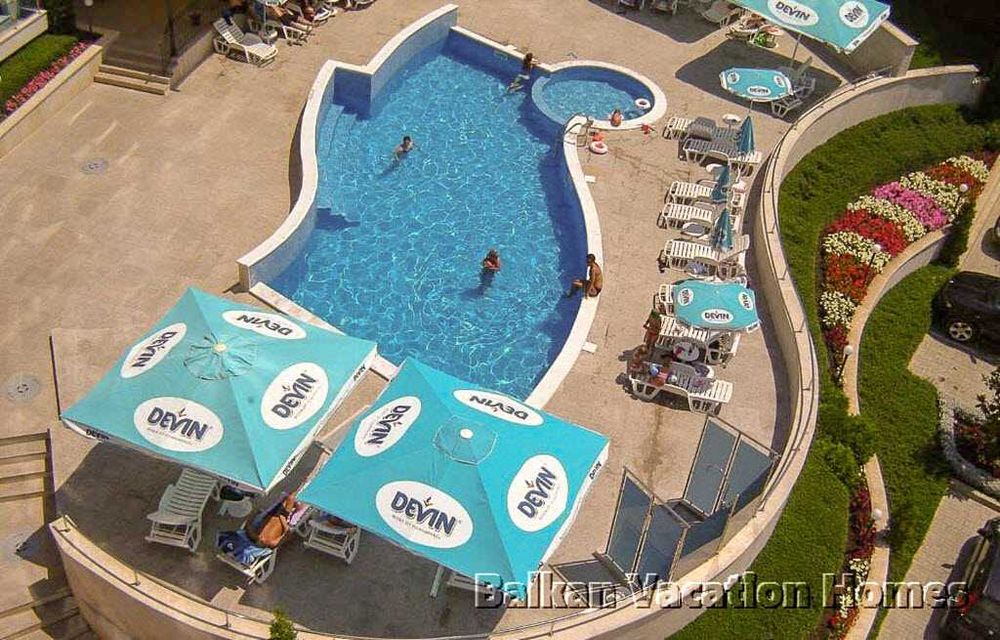 Продава се Тристаен апартамент в Каварна - 103 кв.м за 797 €/кв.м - Снимка #19