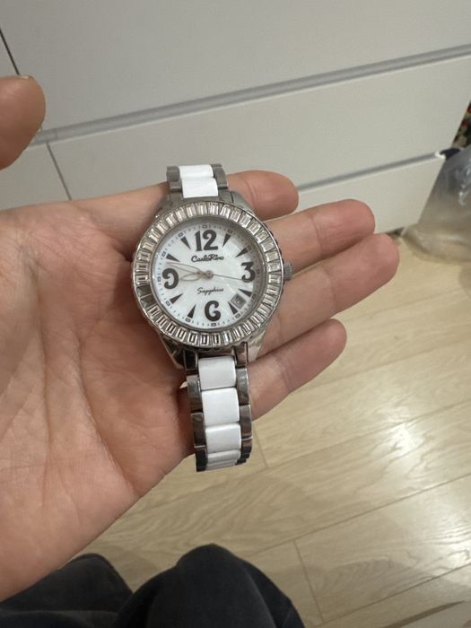 Продам часы Carlo Rino для девушки