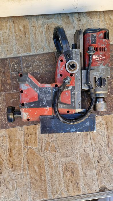 Mașină de găurit cu talpă magnetica  Milwaukee M18 FMDP