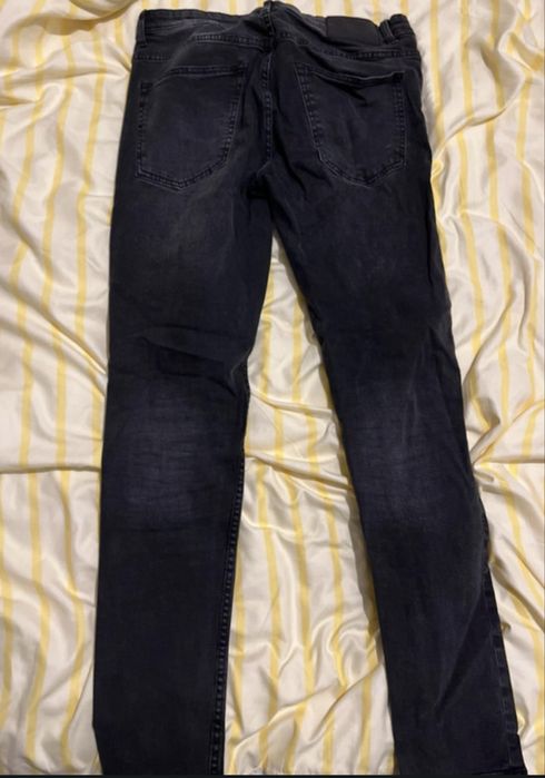 Blugi skinny negri in stare perfecta