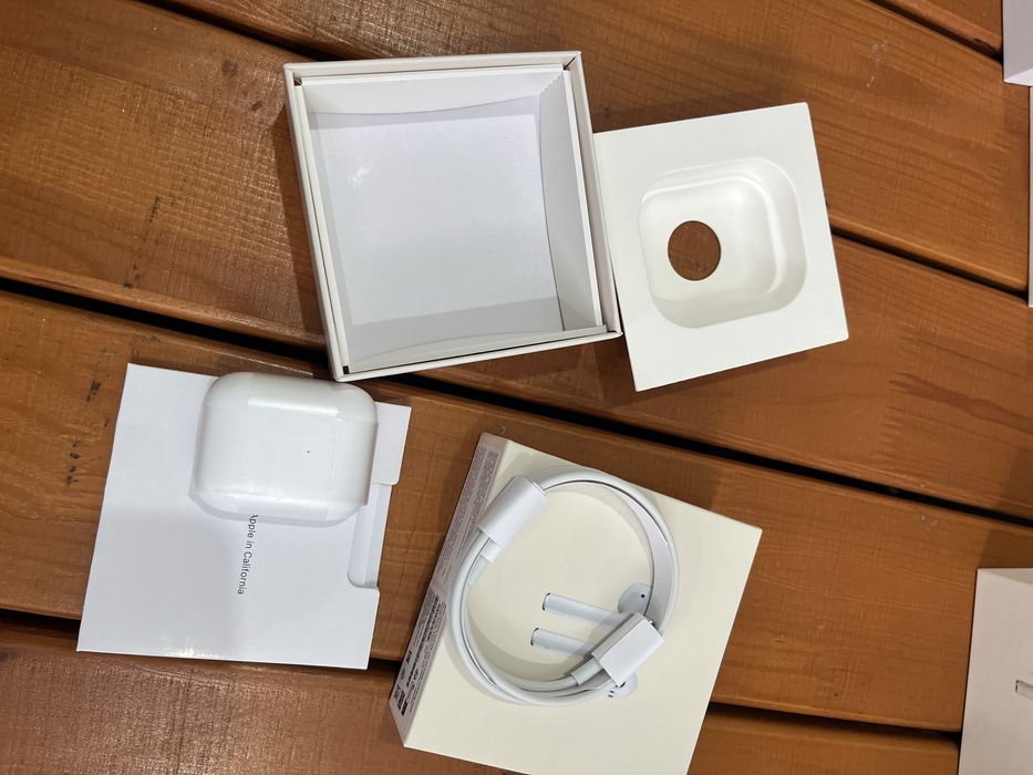 AirPods 2 Premium