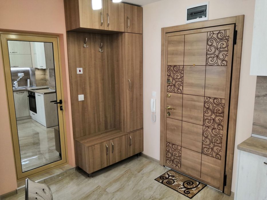 Дава се под наем Двустаен апартамент в Благоевград, Идеален център - 50 кв.м за 340 € - Снимка #5