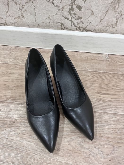 Туфли на каблуке