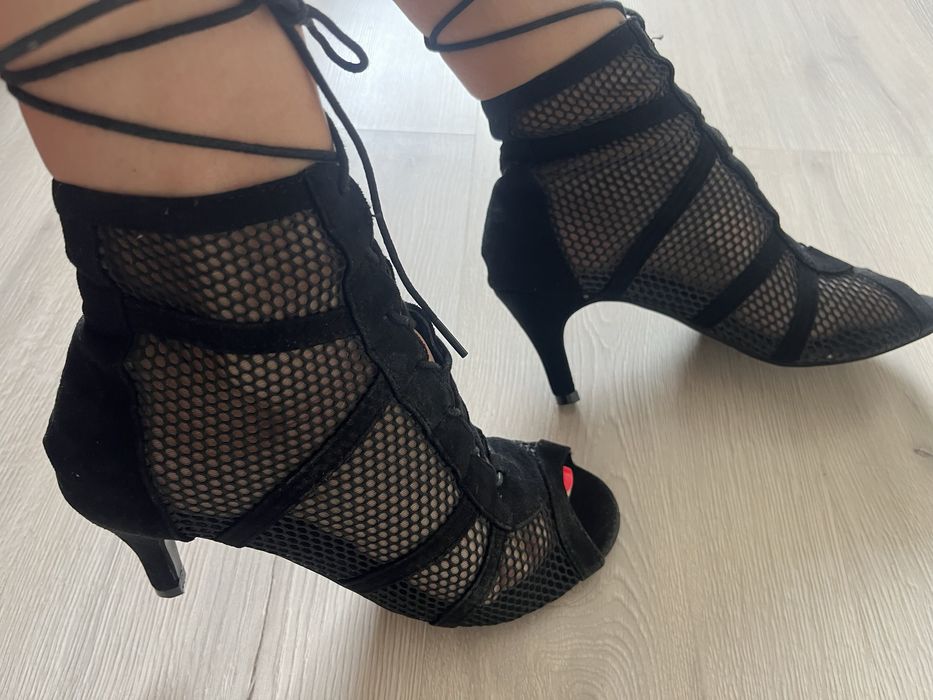 Туфли Хилс б/у в отличном состоянии