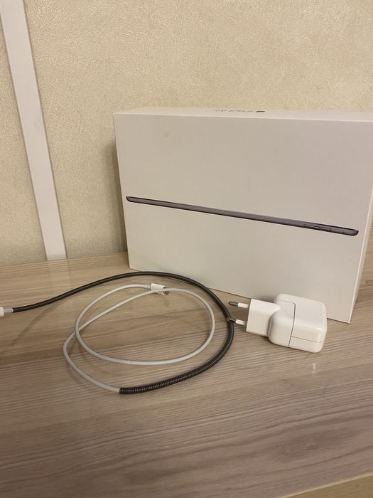 iPad Air 2 wi-fi 64 gb Space Gray.