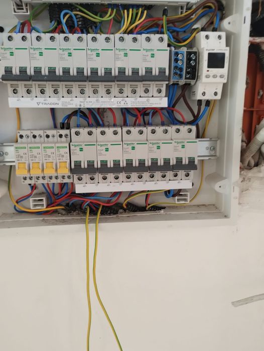 Execut instalații electrice