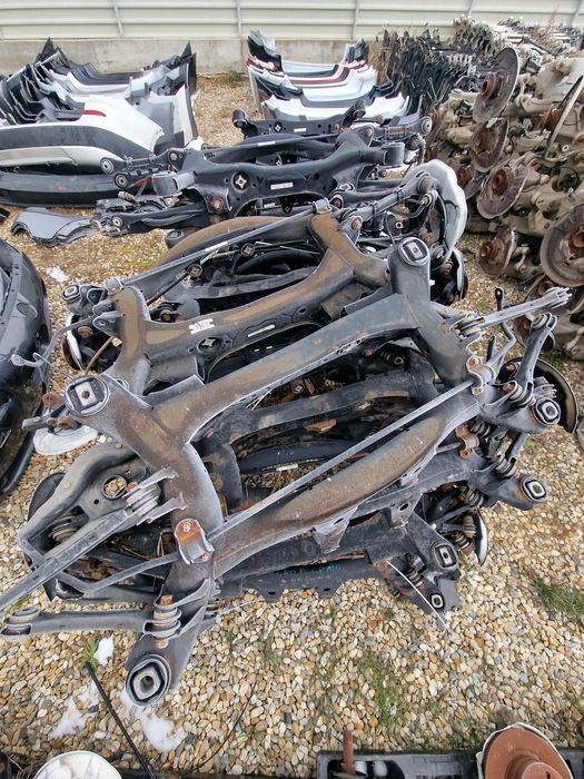 Punte spate bmw seria 1 3 bmw e90 e91 e92 e93 e87 e82 e81