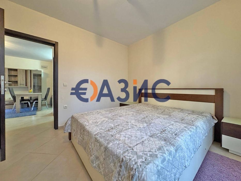 Продава се Двустаен апартамент в к.к. Слънчев бряг - 68 кв.м за 938 €/кв.м - Снимка #2