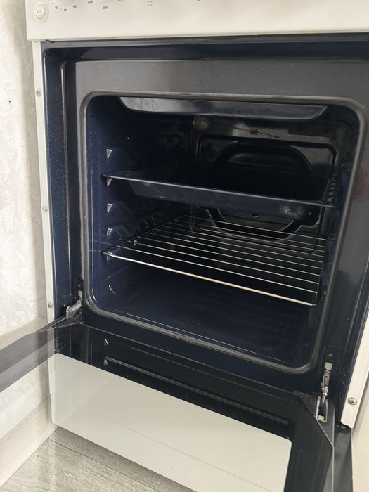 Электрическая плита 5 тыс если заберете до 30 декабря