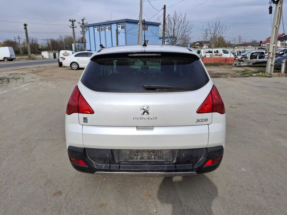 Dezmembrez Peugeot 3008 Hybrid 4x4 2.0 HDI RHC 200 cai an 2012