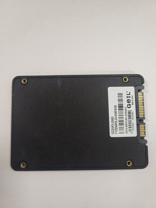 Продается SSD 256
