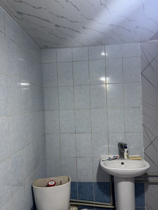 Дом благоустроенный, 2 комнаты.