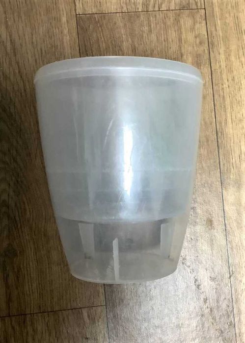 Кашпо и горшок для цветов