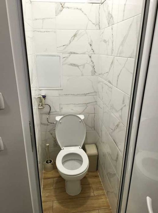 Голям двустаен апартамент с отделна кухня след ремонт до метро Надежда