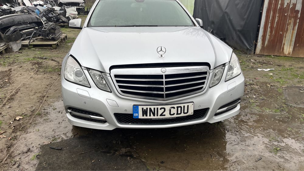 Parte fata completa bara capota far aripa trager mercedes W 212 E Clas