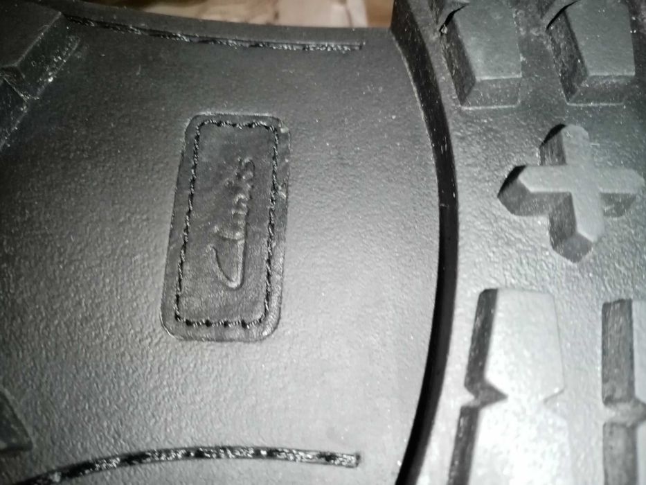 Мъжки боти Clarks 44 дебела ест. кожа, шити, нови