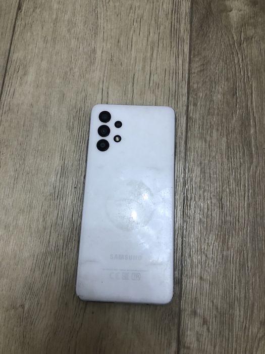 Продам хороший телефон самсунг