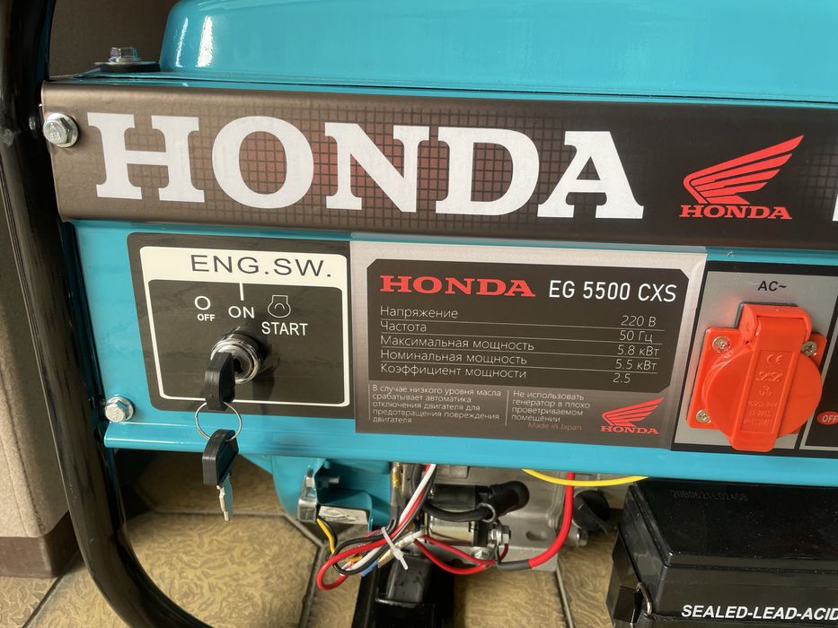 Продам бензиновый генератор HONDA EG5500 CXS