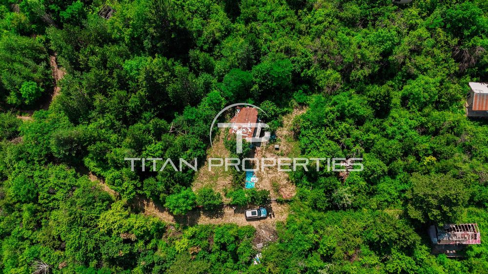 Парцел , в регулация  , с.Герман