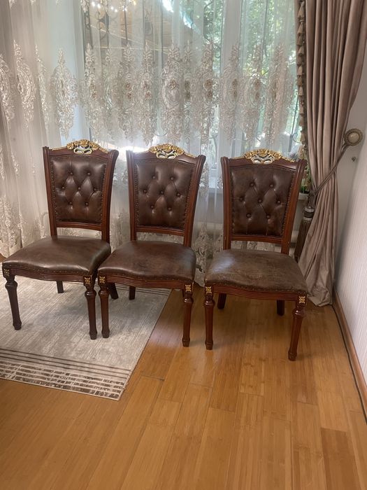 Продам деревянные стулья