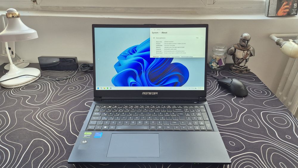 Laptop Gaming RTX 4060 / i7 / 32GB RAM / 1TB SSD – Monster Tulpar T5