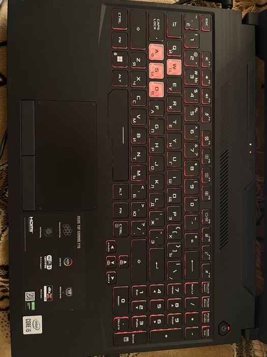 Игровой ноутбук в отличном состоянии