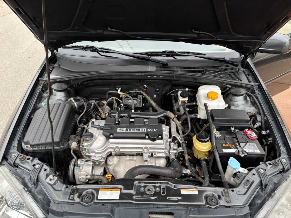 Lacetti Chevrolet 3 позиция мокрый асфальт