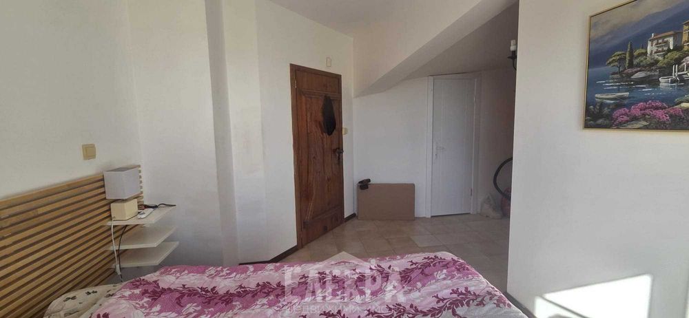 Продава се Къща в Варна, Център - 168 кв.м за 425 €/кв.м - Снимка #10