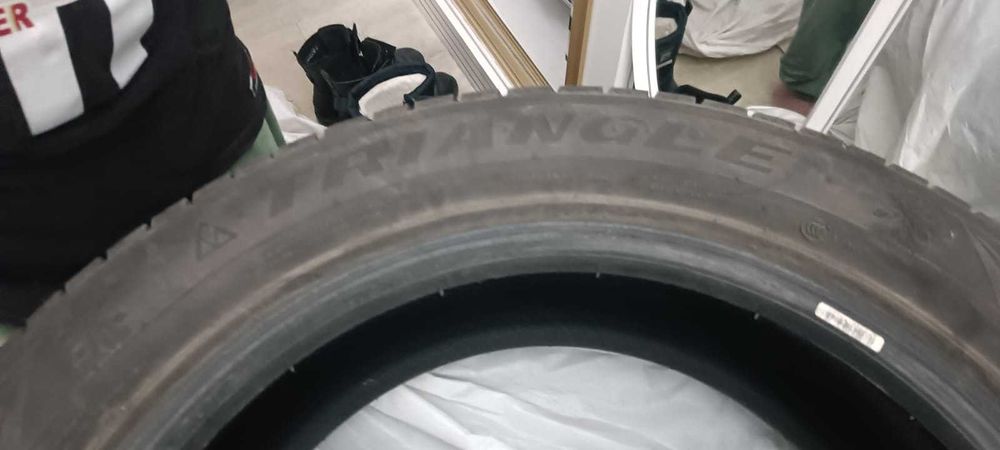 продам зимние шины