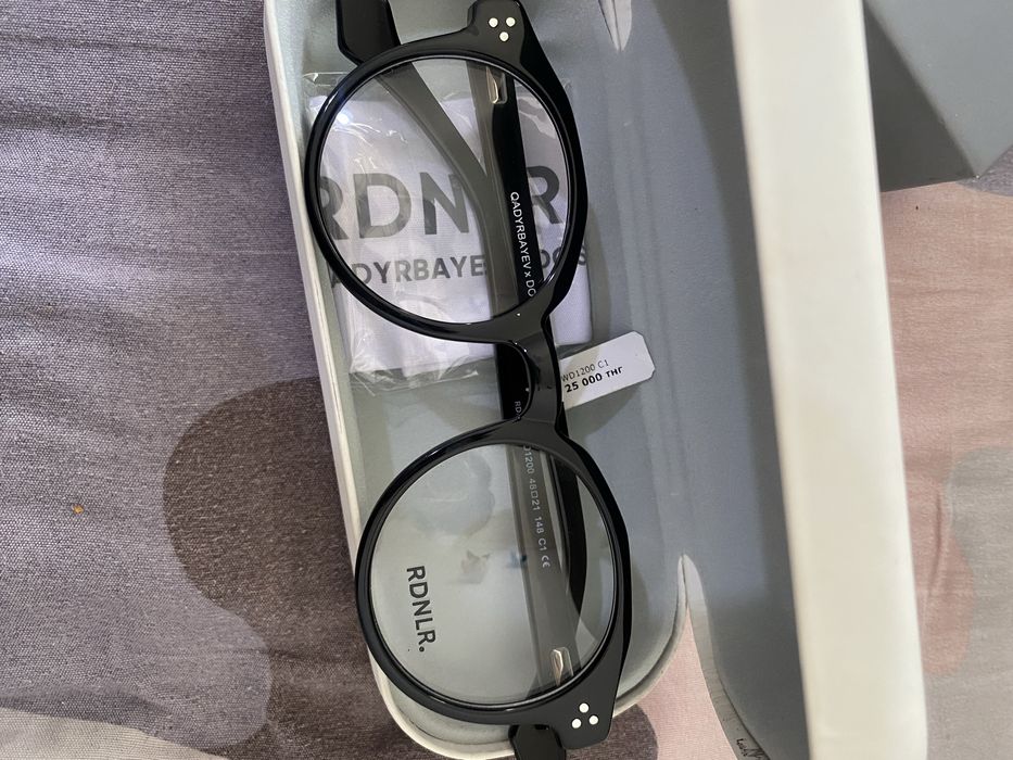 Очки от Qadyrbayev