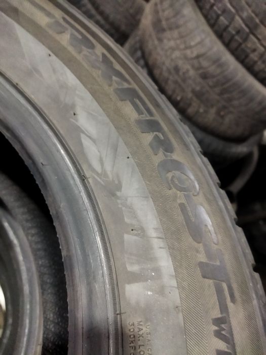 Шины Roadx зимние 215/70/16