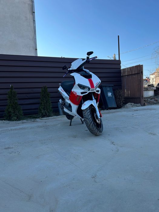 Vând scuter Thor over 50cc