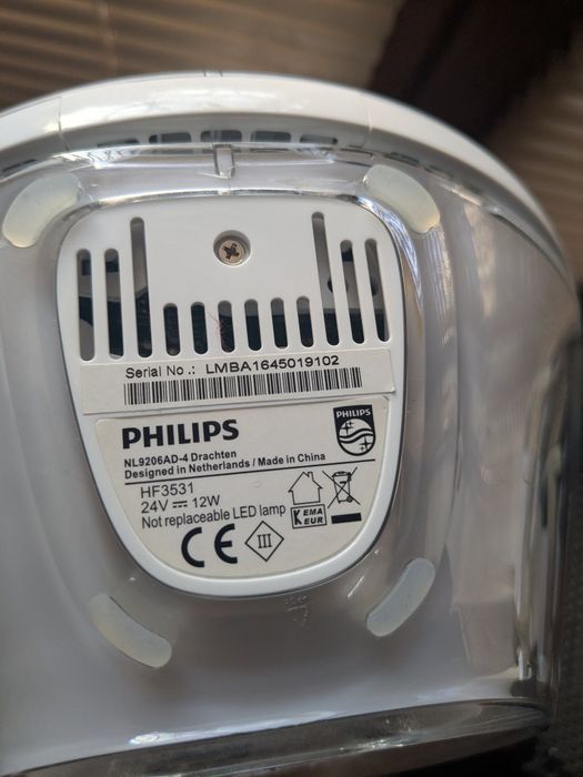 Умный светильник Philips