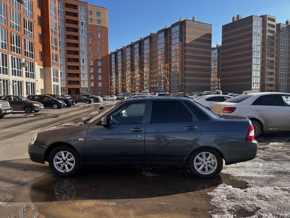 Приора 2013гв в хорошем состояние