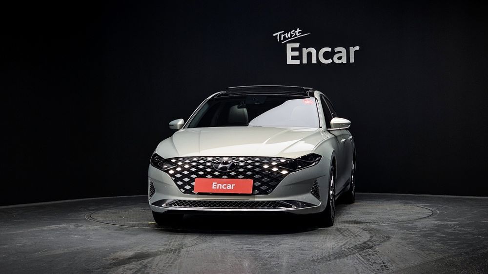 Hyundai Grandeur Calligraphy