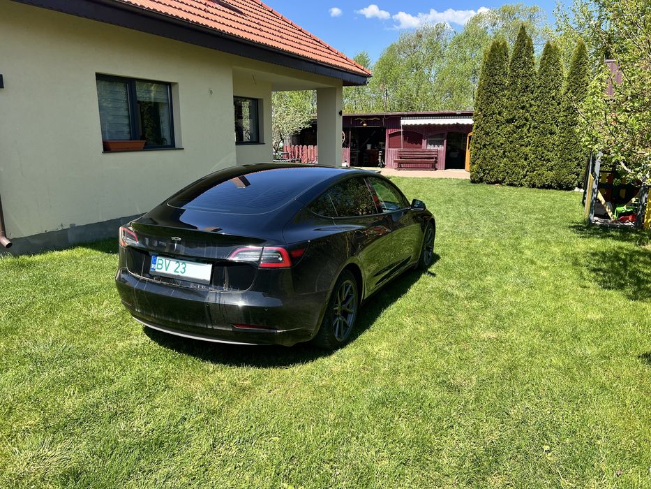 Tesla Model 3 Standard Range Plus