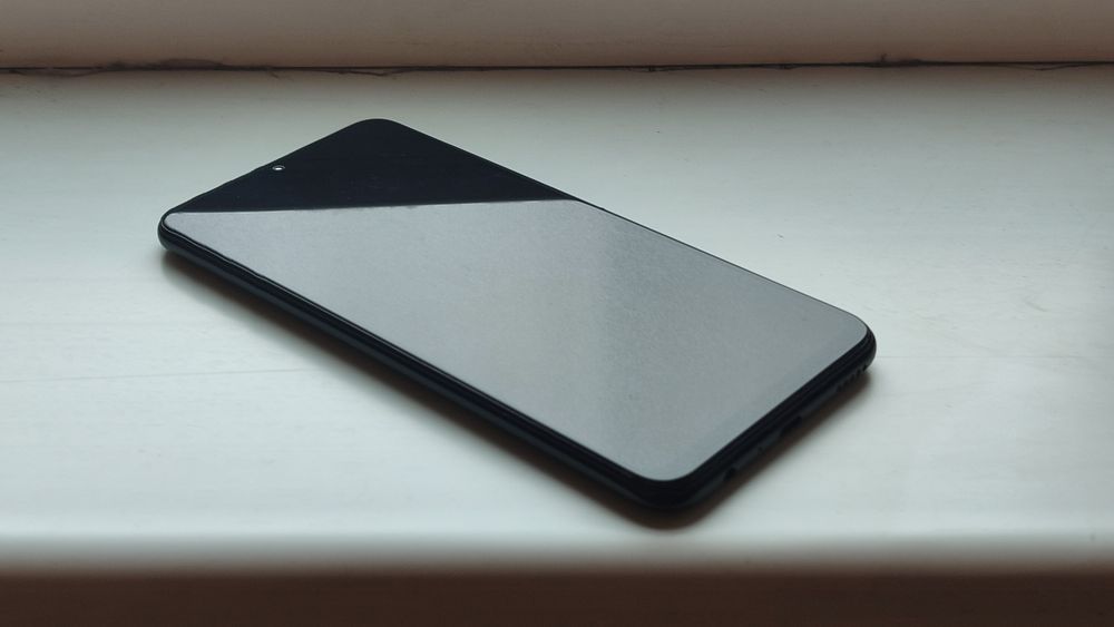 Huawei P smart 2019 3гб/32гб