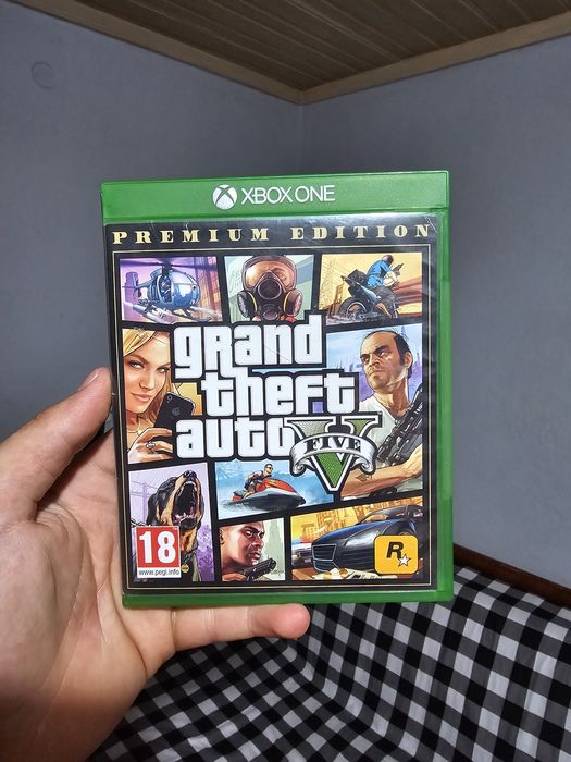 Xbox one s 2 manete 8 jocuri
