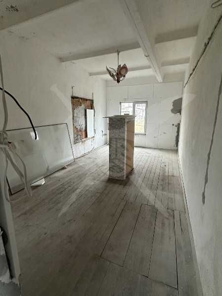 Продава се Промишлена сграда в с. Войсил, Област Пловдив - 950 кв.м за 104 €/кв.м - Снимка #2