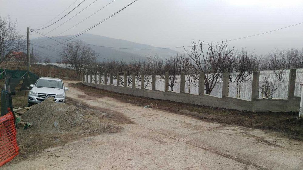 Garduri din sipca metalica si porti de diferite modele si dimensiuni