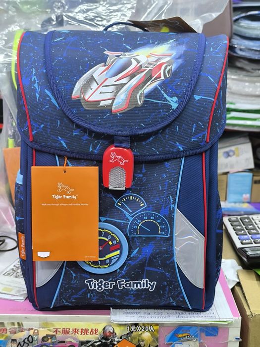 Продам рюкзак ранец оригинал недорого