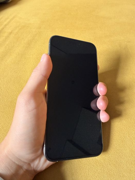 Продам Iphone 15 pro max 512 GB