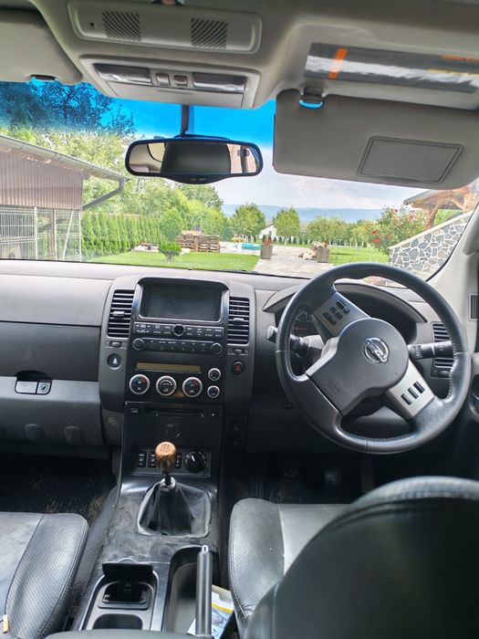 Vand nisan volan dreapta recent  reco opndiționat in stare foarte bună