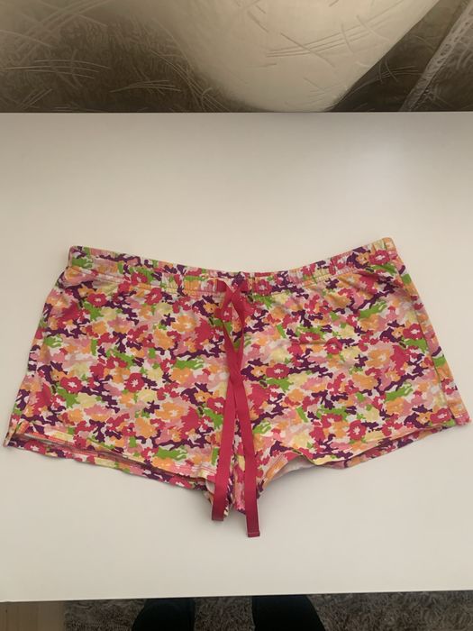 Памучни шорти  от Канадския бранд