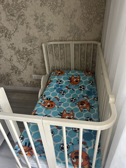 Продам детскую кроватку