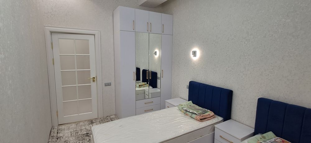 Продаётся новая 2 х комнатная квартира на Паркентском.