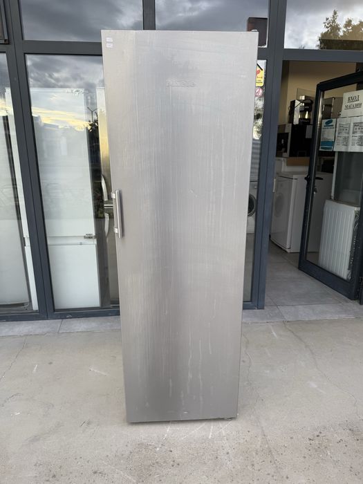 Хладилник Охладител  Миеле 185см