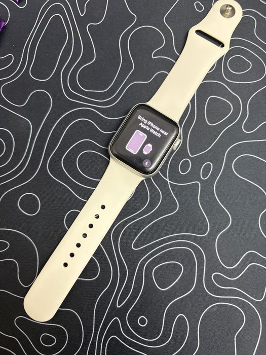 продаю apple watch se gen 3