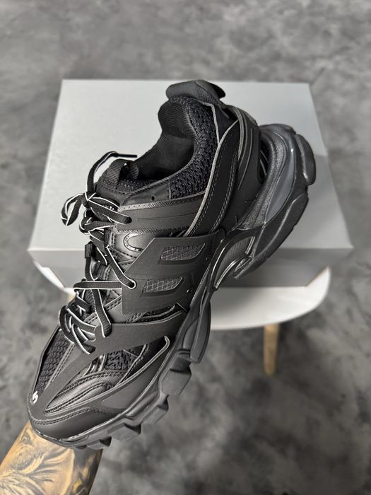 Balenciaga Track