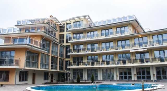 Просторен едностаен апартамент в близост до морето, к-с „Black Sea View”